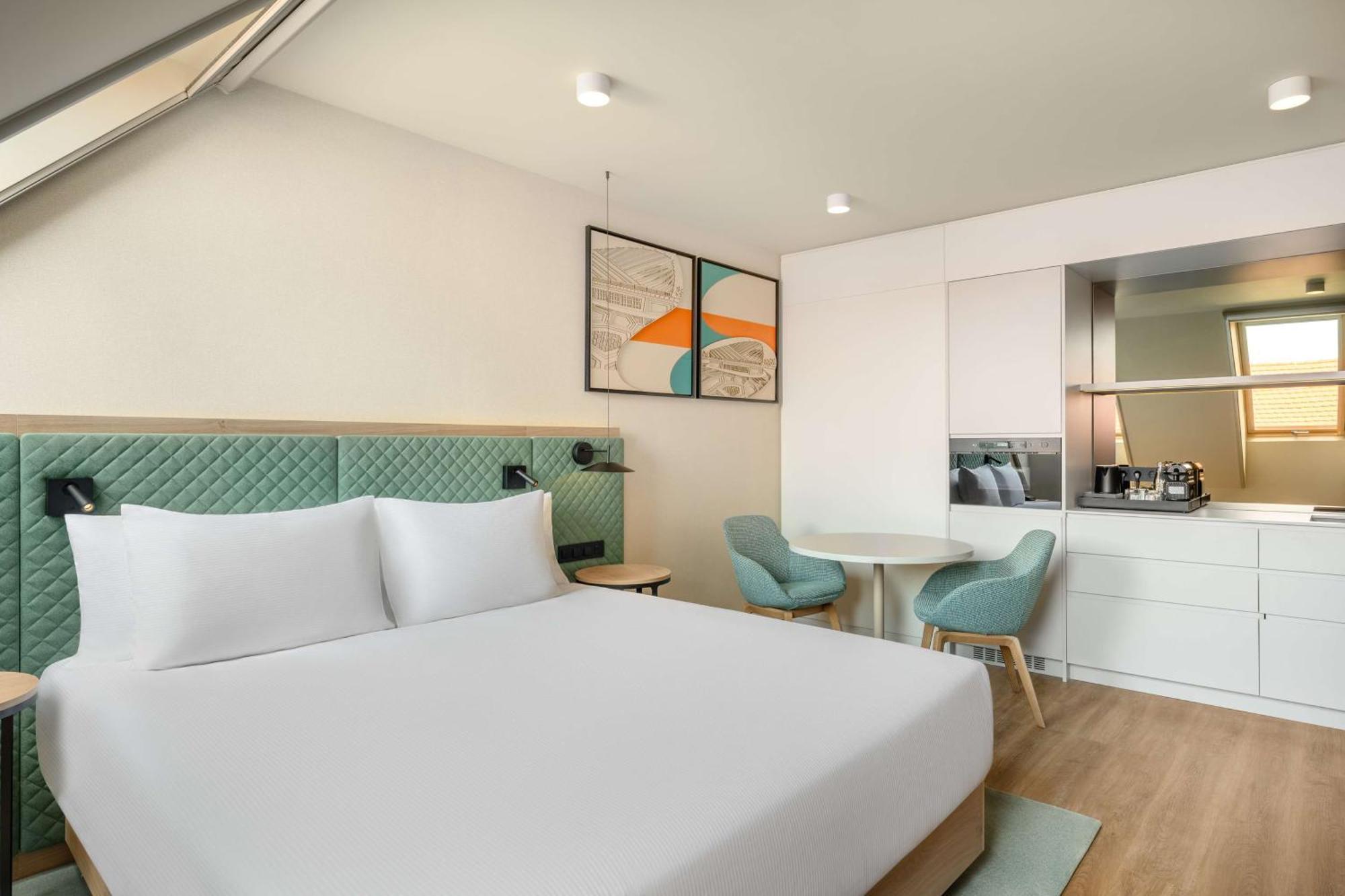 Hilton Garden Inn Debrecen City Center Екстер'єр фото