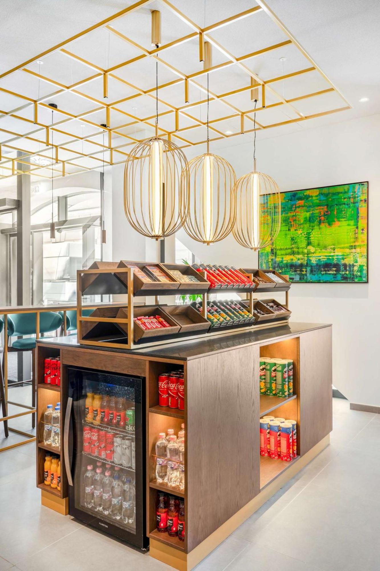 Hilton Garden Inn Debrecen City Center Екстер'єр фото