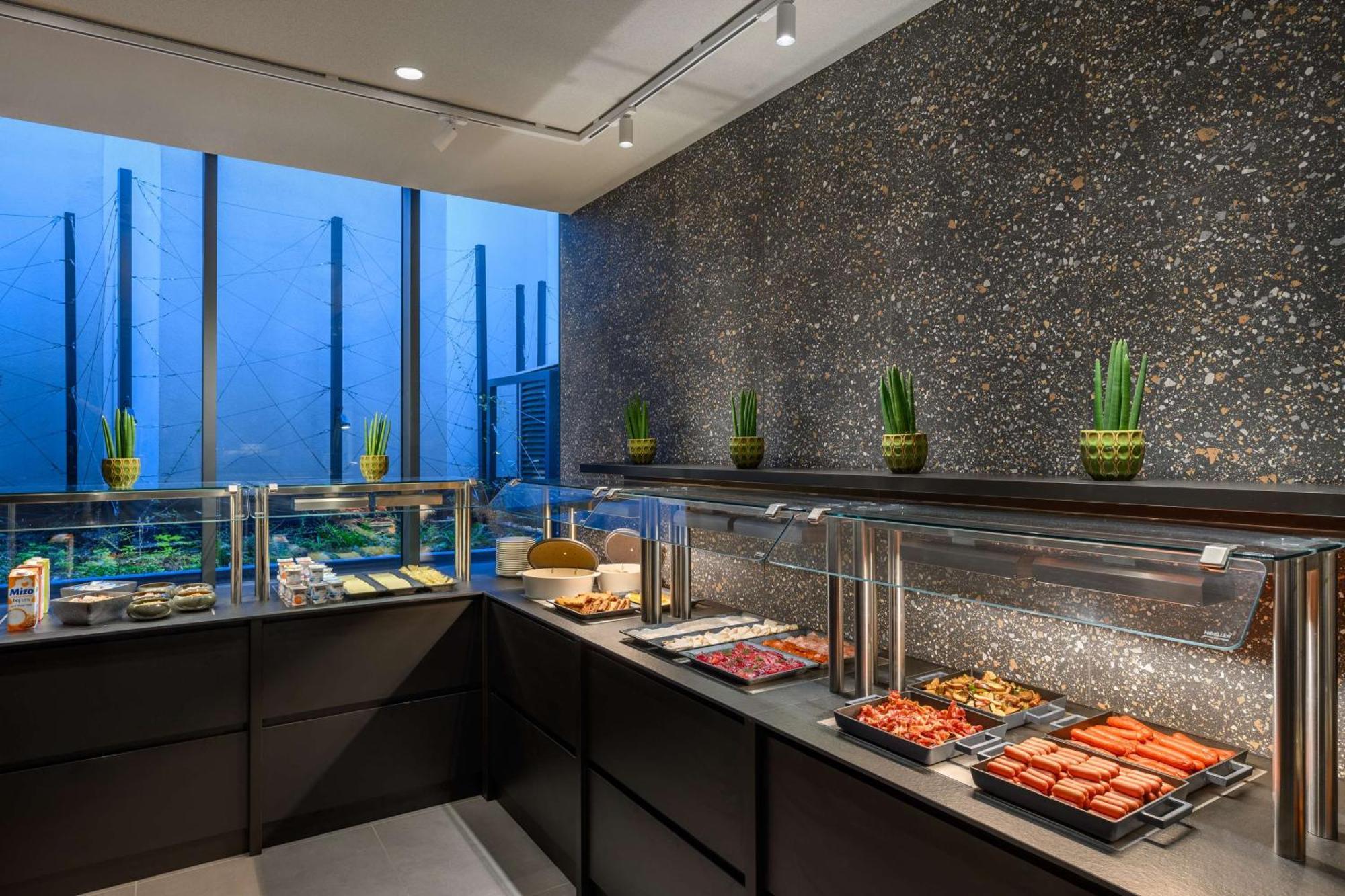 Hilton Garden Inn Debrecen City Center Екстер'єр фото