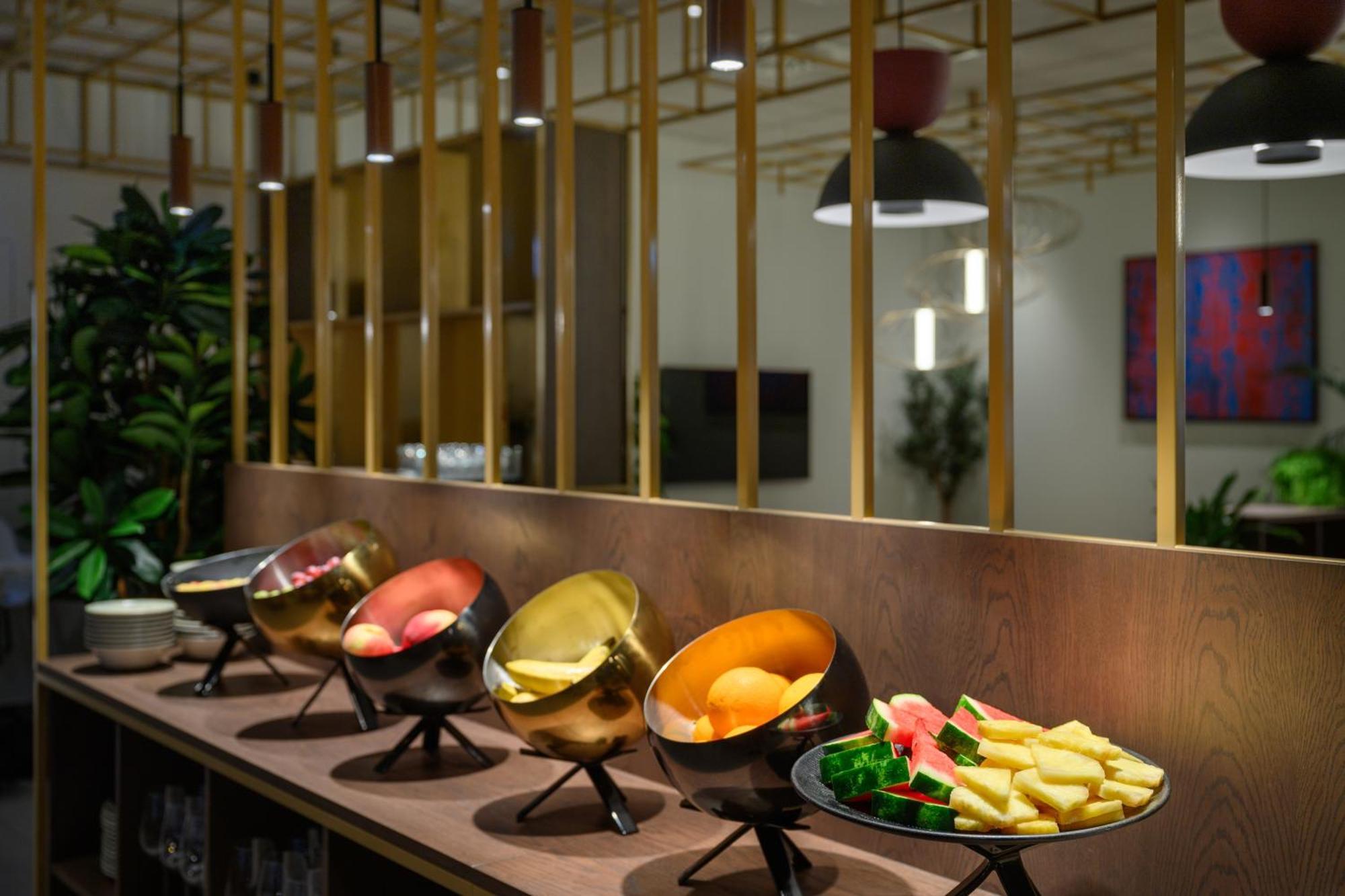 Hilton Garden Inn Debrecen City Center Екстер'єр фото